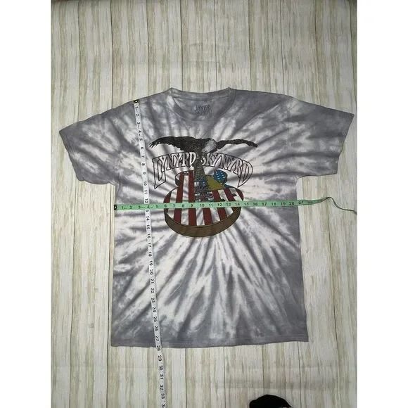 Lynyrd Skynyrd Tie-Dye Band Concert Tour T Shirt Size Large Classic Rock - Picture 3 of 5